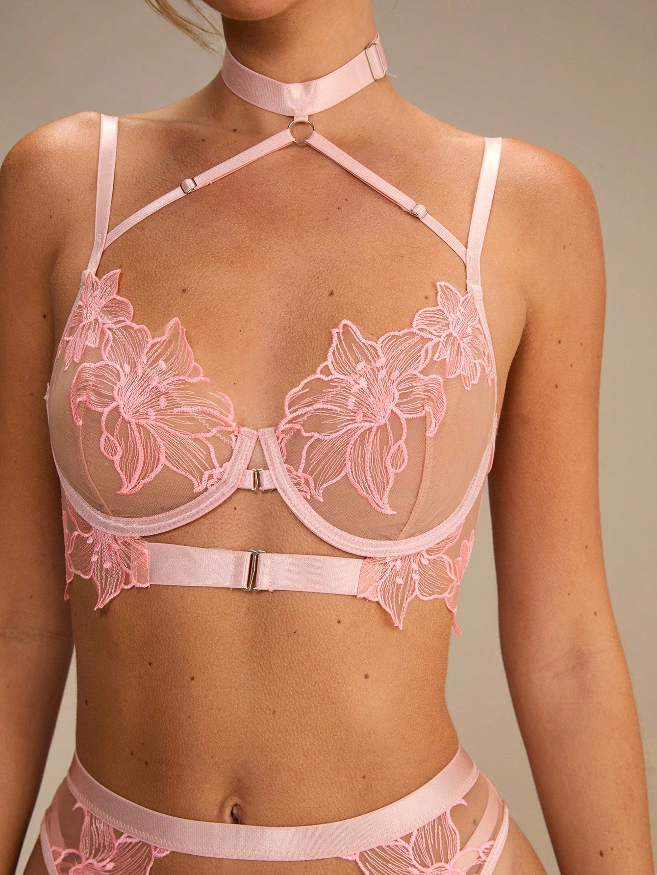 Pink Floral Lace Sheer Front-O - Sheer Bra Lace recensione e prezzo